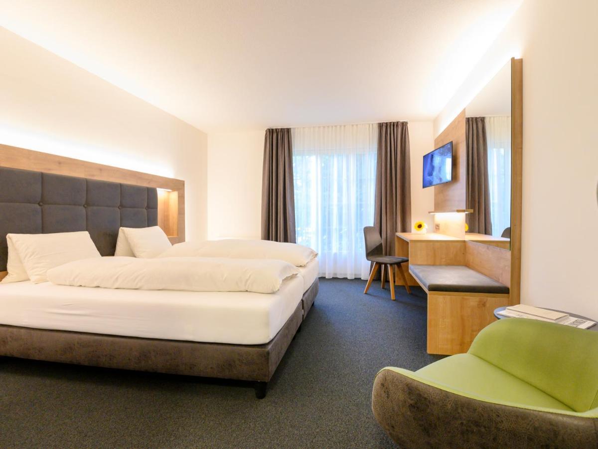 Romantik Hotel & Restaurant Sternen クリークシュテッテン エクステリア 写真